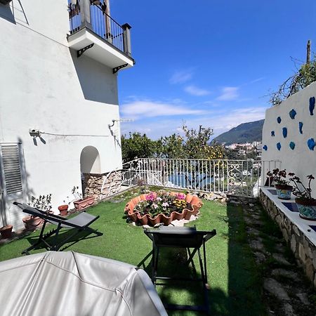 Postcard House Appartement Vico Equense Buitenkant foto