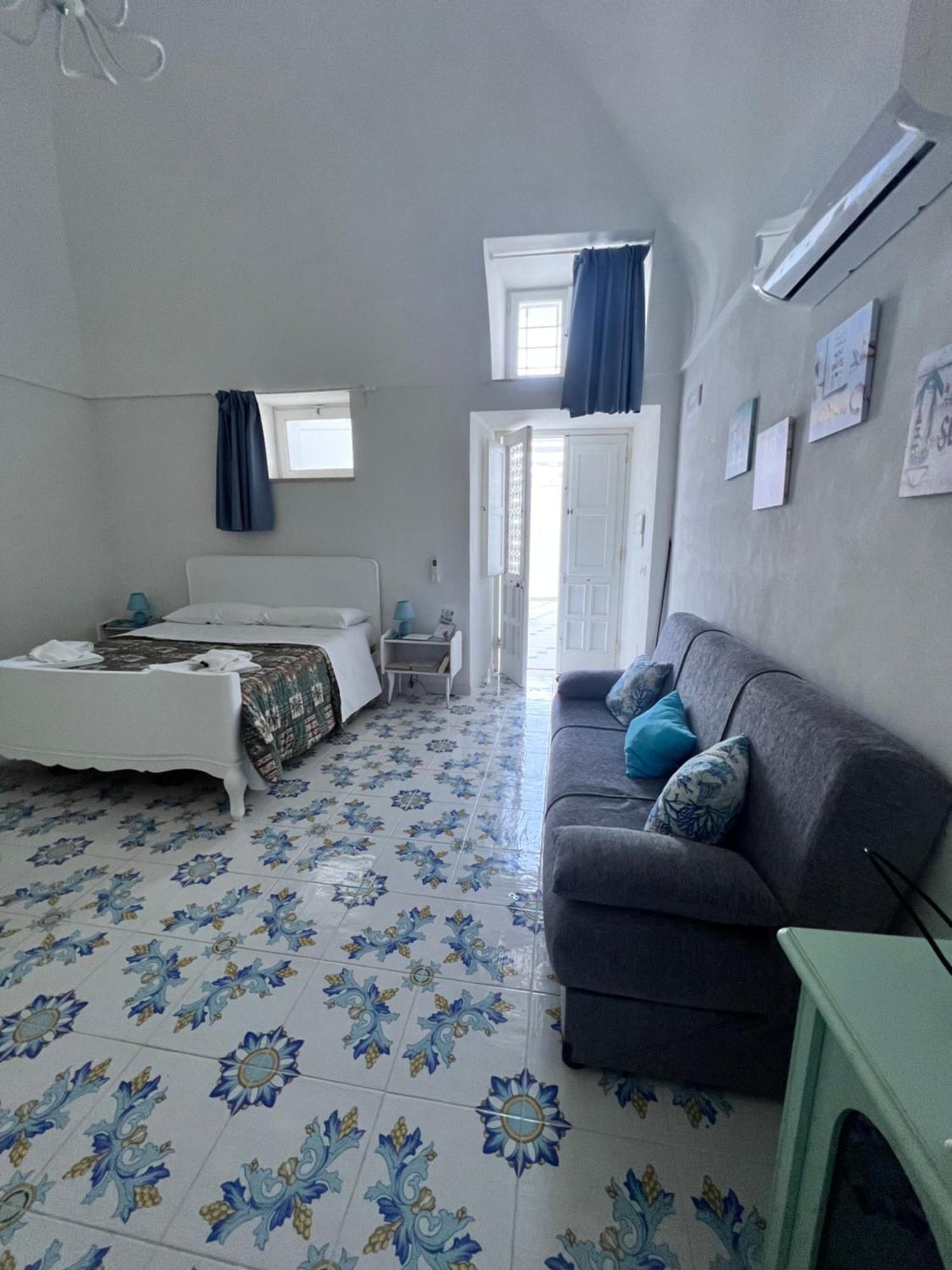 Postcard House Appartement Vico Equense Buitenkant foto